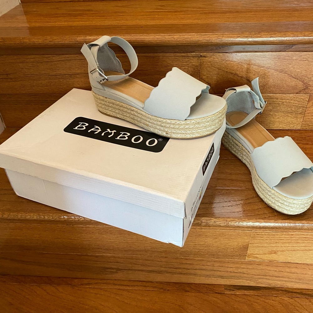 Bamboo sandals